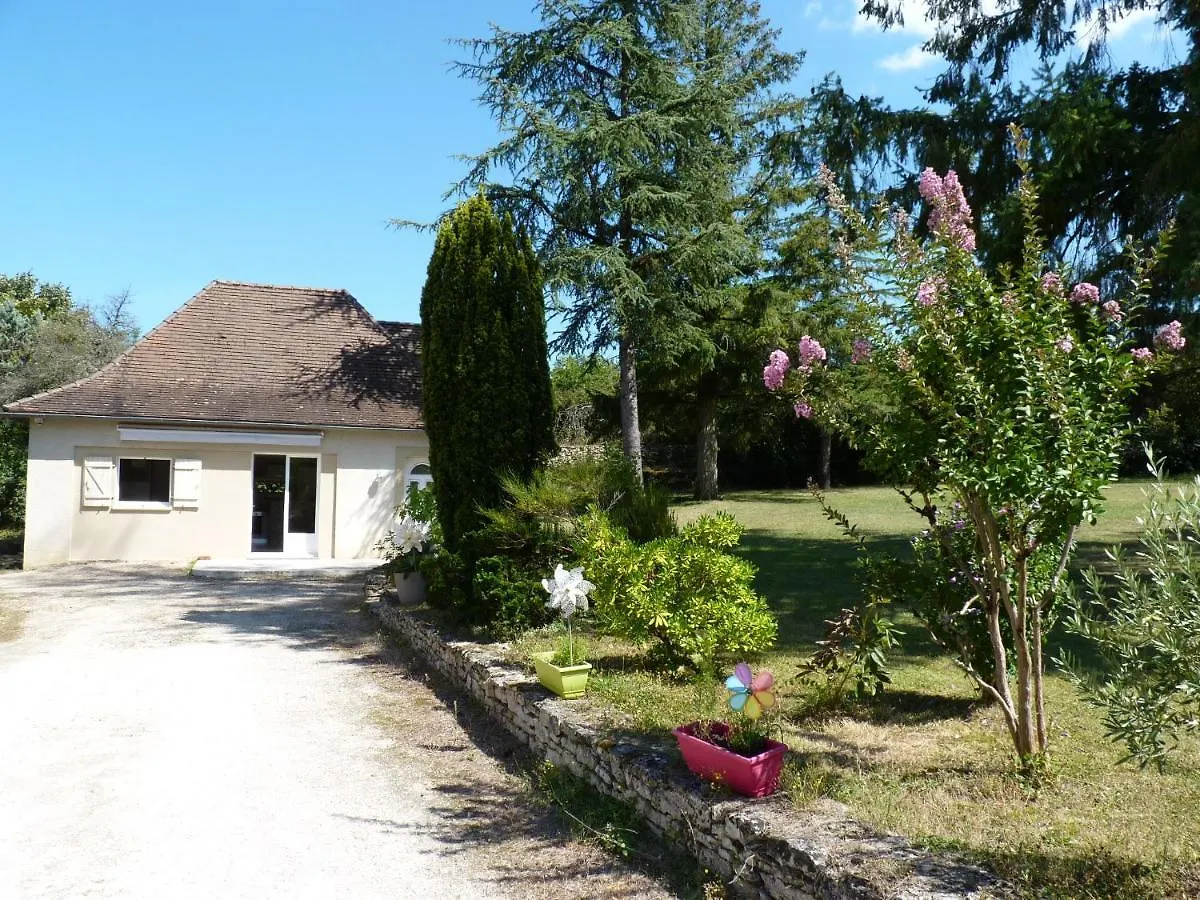 A La Croisee Des Chemins Martel